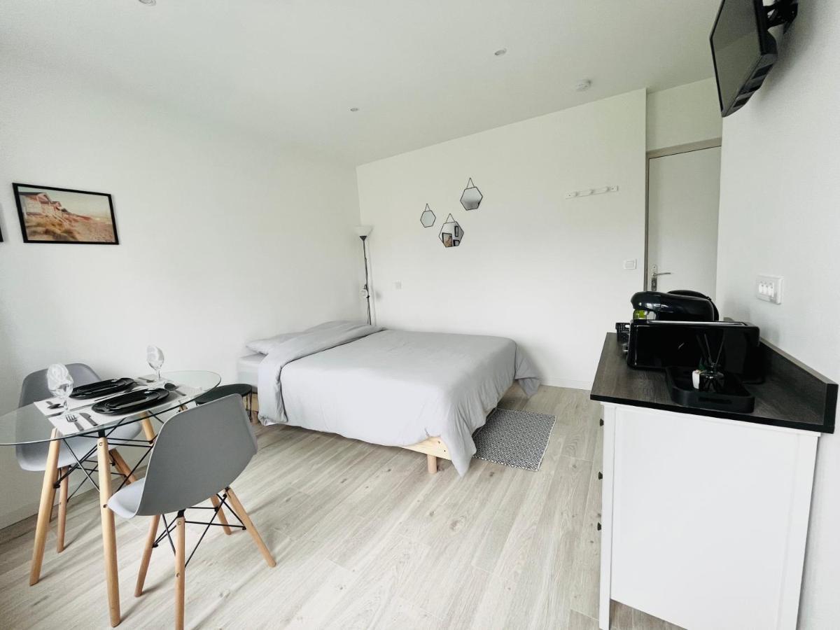 Onyx D'Opale Apartment Calais Exterior photo