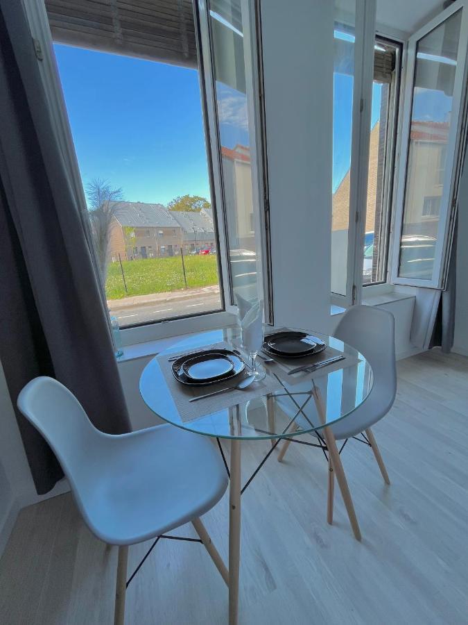 Onyx D'Opale Apartment Calais Exterior photo