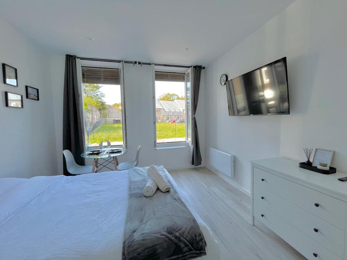 Onyx D'Opale Apartment Calais Exterior photo