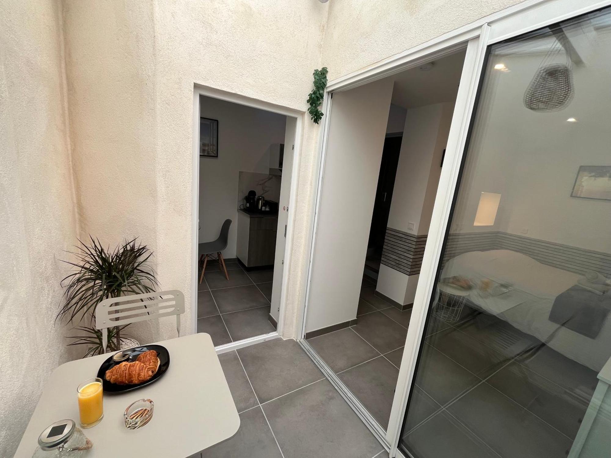 Onyx D'Opale Apartment Calais Exterior photo